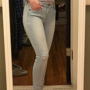 Skinny jeans